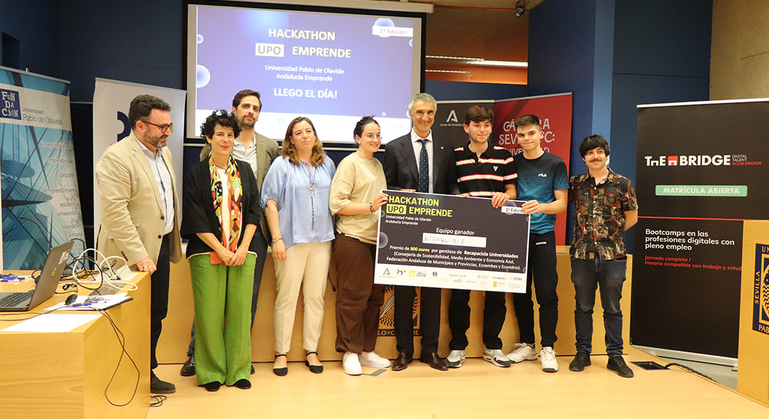 Hydrolimit and Soldier Fly, winning projects of the II UpoEmprende Hackathon sponsored by the chair.