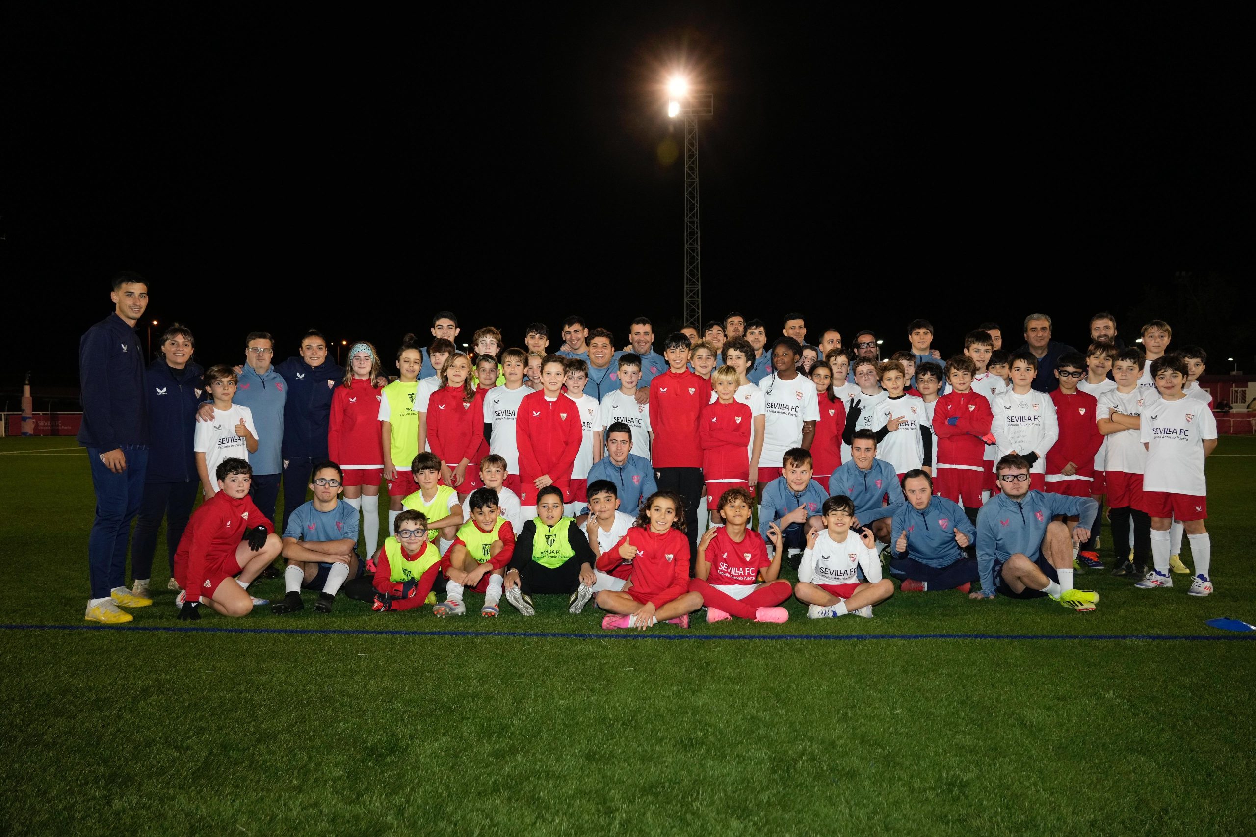 Celebración del Día Internacional de las Personas con Discapacidad en la Escuela Antonio Puerta