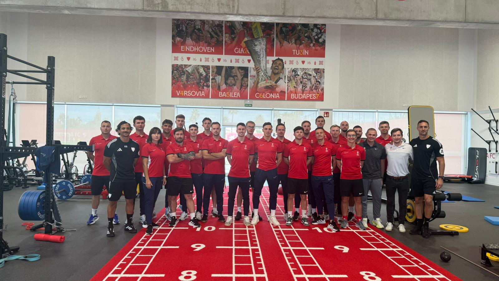 Sevilla FC hosts the second edition of the ‘Fitness Academy’ program