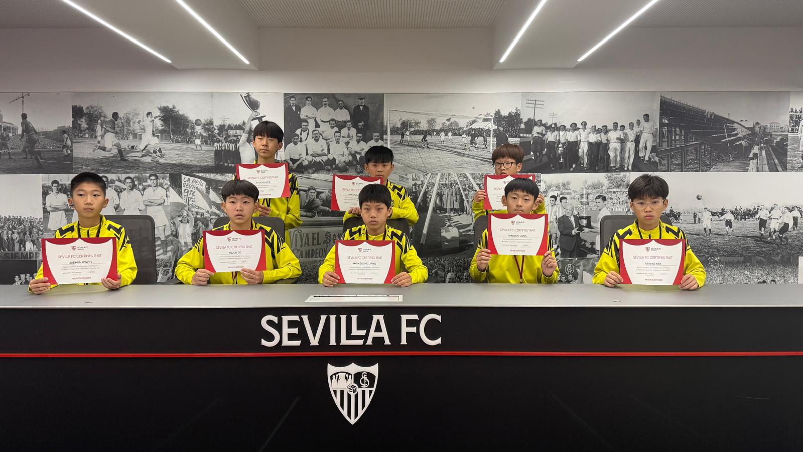 Yechuon Club Junior participates for the first time in Sevilla FC Innovation Center visits
