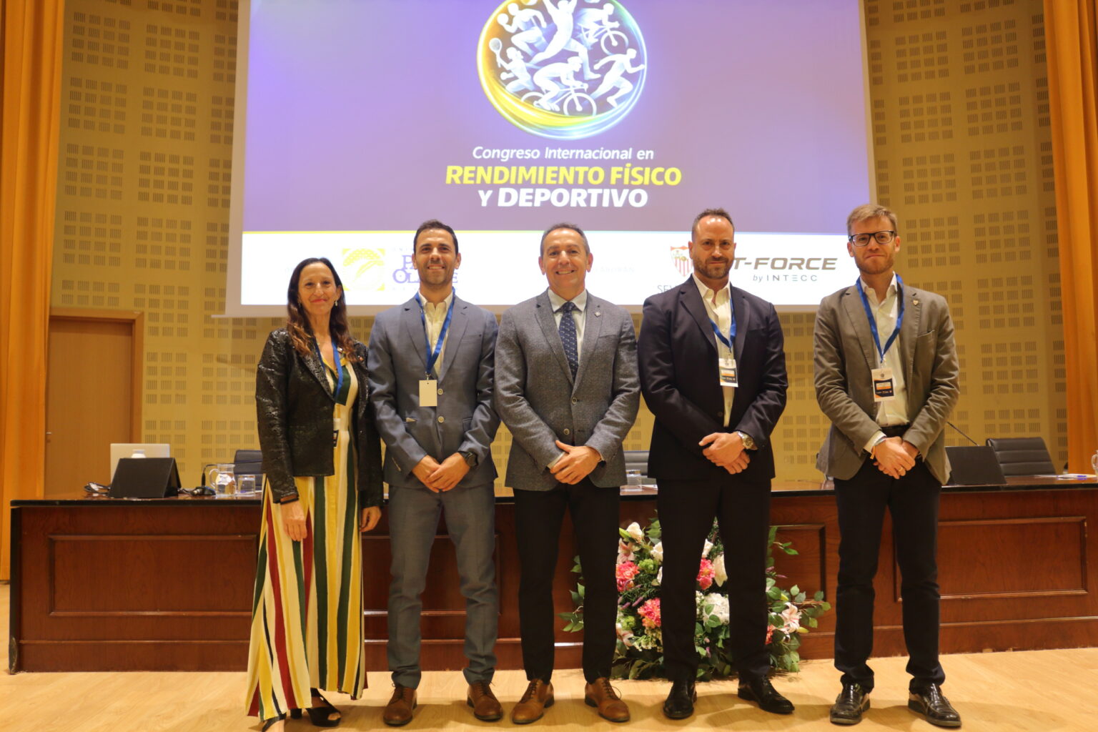El Sevilla FC refuerza su vínculo con la investigación deportiva en el «I Congreso Internacional del Rendimiento de la UPO»
